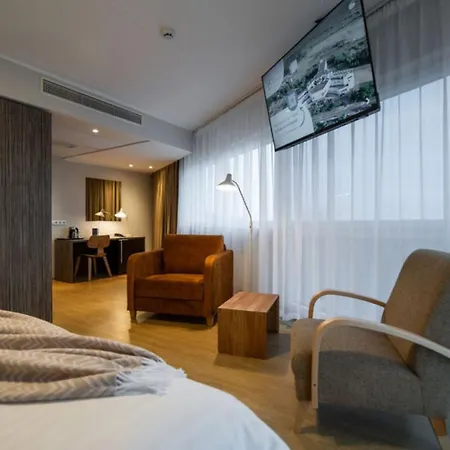 Hestia Hotel 4*